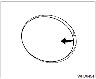 La trappe du réservoir de carburant se déverrouille