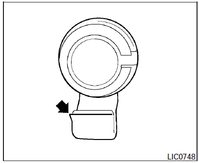 Les crochets d'épicerie sont situés dans le coffre