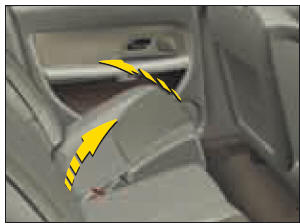 La banquette est rabattable en